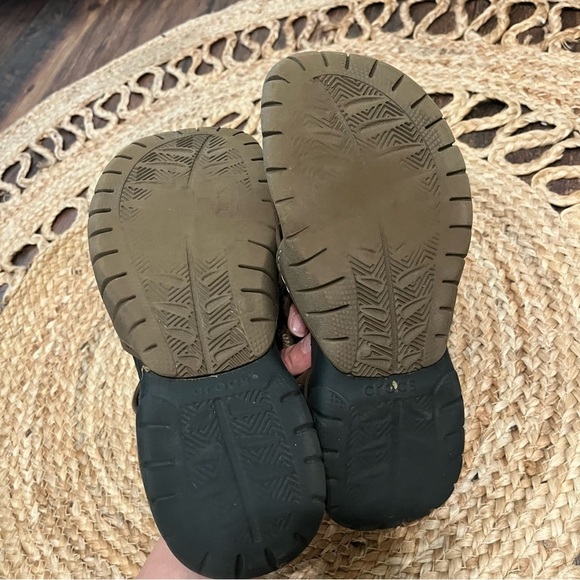 Crocs Swiftwater Disney Mickey Mouse Sandals  Brown Mesh Shoes - Mens 10 - Picture 4 of 5